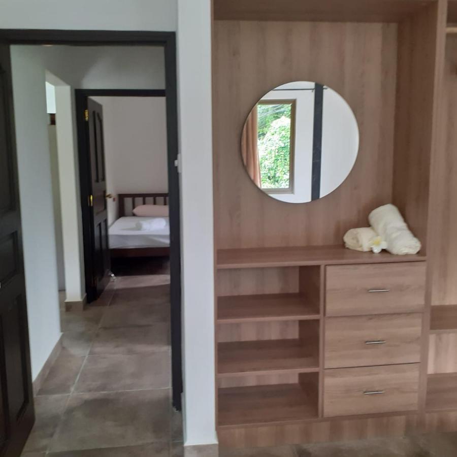 Riverside Mount Simpson Upper Beau Vallon  Extérieur photo
